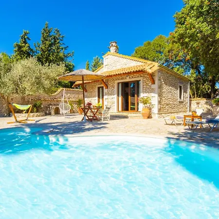 Nionios Villa *