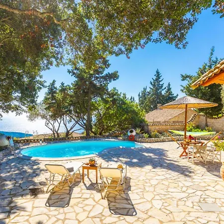 Villa Nionios *