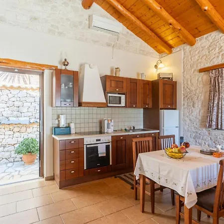 Villa Nionios Vlachopoulatika